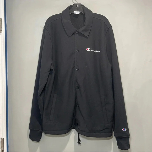Champion Sweater Size Large Black Color . - Picture 2 of 9